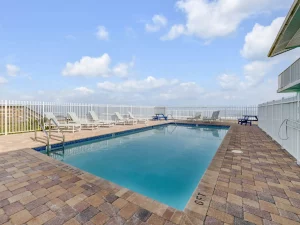 Ocean-Beach-Club-pool