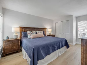 Ocean-beach-club-two-bedrooms-condo-2-main-bedroom