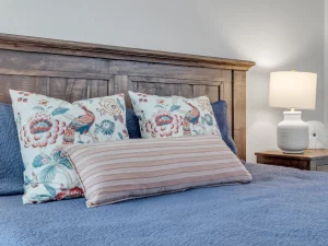 Ocean-beach-club-two-bedrooms-condo-2-main-bedroom